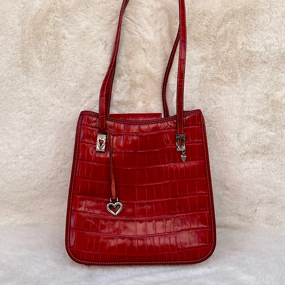 β€οΈπEUC Brighton Vintage Croc Leather Red Shoulder Bag w/ Silver Hardware Hearts - Picture 4 of 16